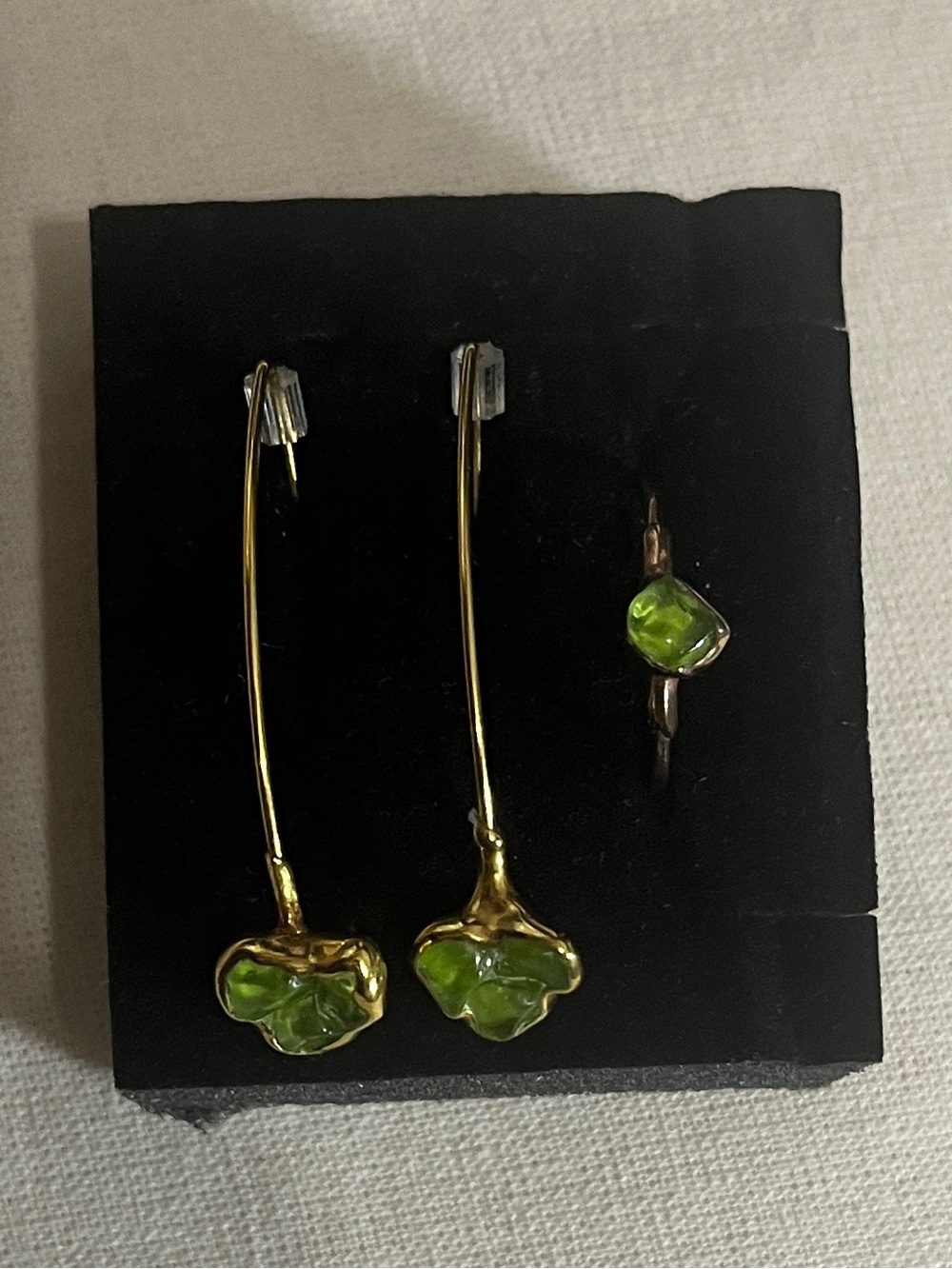 Ringcrush 24K Gold Filled Peridot Solitaire Ring and Flower Drop Earrings Set